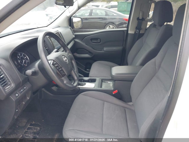 1N6ED1EK1NN622110 Nissan Frontier S 4x4