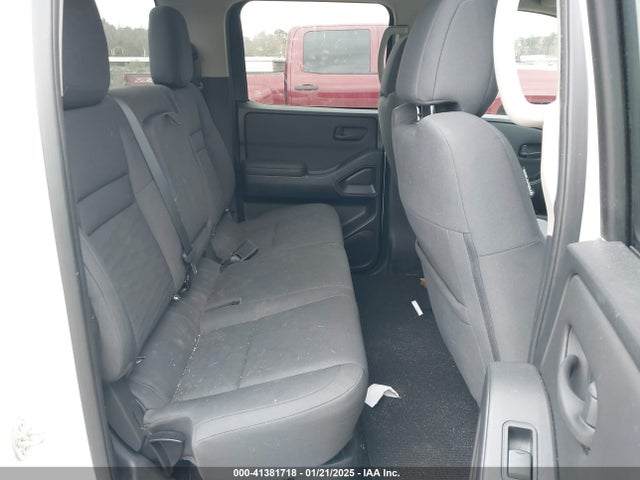 1N6ED1EK1NN622110 Nissan Frontier S 4x4