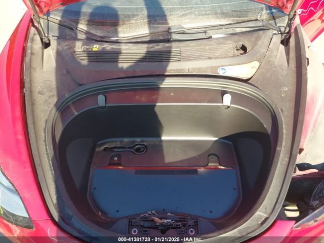 5YJ3E1EA0JF007104 Tesla Model 3 Long Range/mid Range
