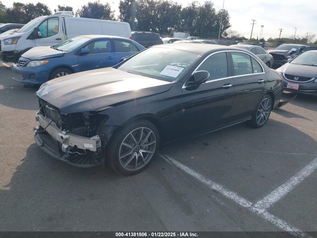 Mercedes-Benz E 350 2021 W1KZF8DB5MA976913 Image 2