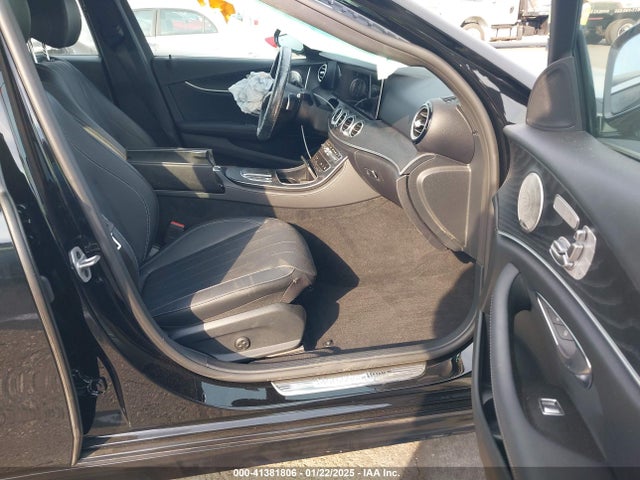 Mercedes-Benz E 350 2021 W1KZF8DB5MA976913 Image 5