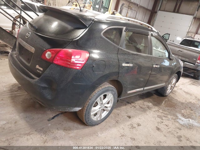 JN8AS5MVXFW251118 Nissan Rogue Select S