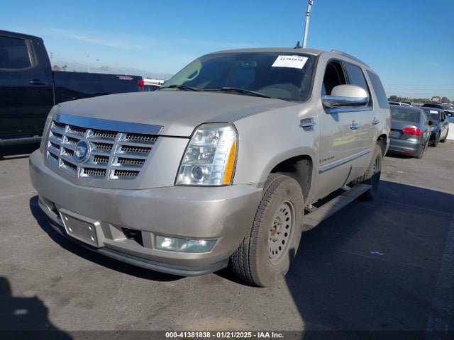 2007 CADILLAC ESCALADE 1GYEC638X7R332979 Photo 1