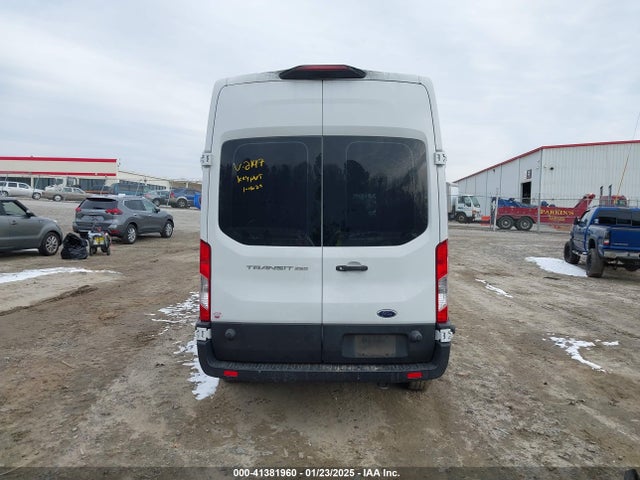 Ford Transit-250 2019 1FTYR2XM1KKB12147 Image 17