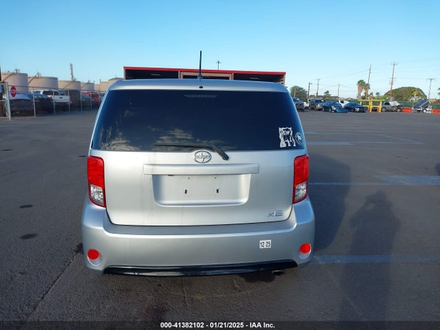 Scion Xb 686 Parklan Edition 2015 JTLZE4FE4FJ082292 Image 17