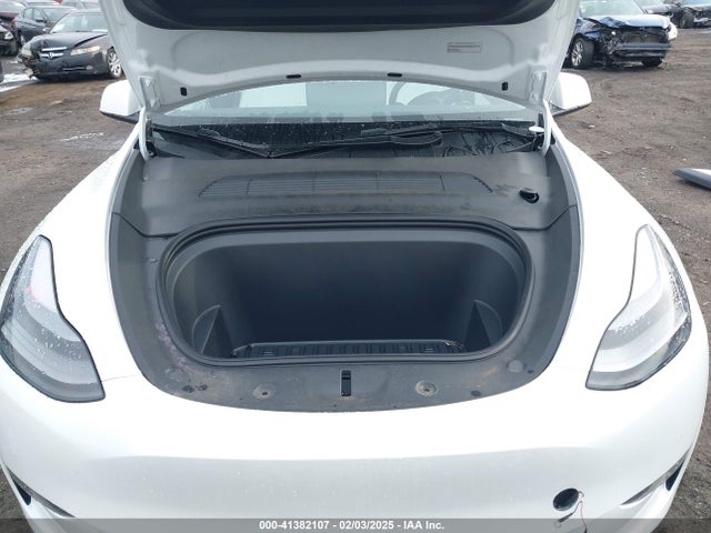 2022 TESLA MODEL Y 7SAYGDEF4NF510799 Photo 9