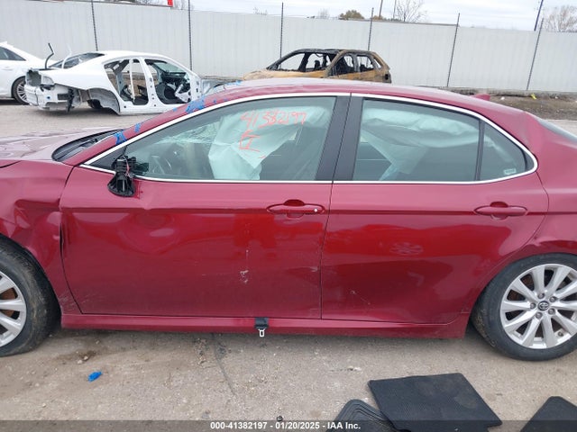Toyota CAMRY LE 2019 4T1B11HK0KU680247 Image 13