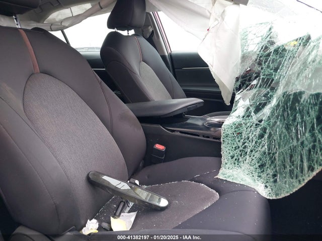 Toyota CAMRY LE 2019 4T1B11HK0KU680247 Image 5