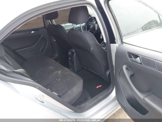 3VW267AJ7GM360619 Volkswagen Jetta 1.4t S