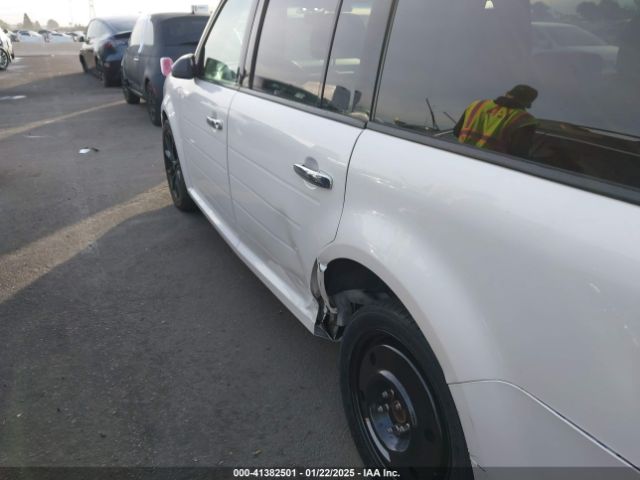 2FMGK5C80KBA09382 Ford FLEX SEL