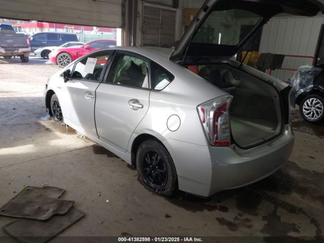 JTDKN3DU2E0391300 Toyota Prius Two