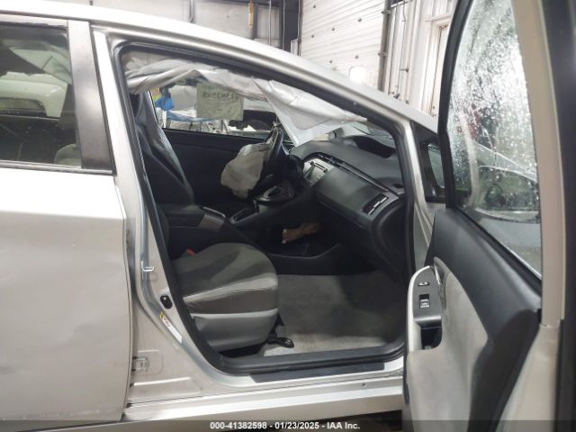 JTDKN3DU2E0391300 Toyota Prius Two