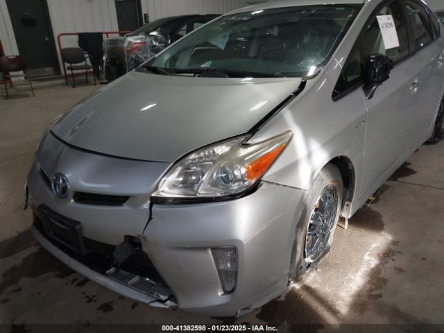 JTDKN3DU2E0391300 Toyota Prius Two