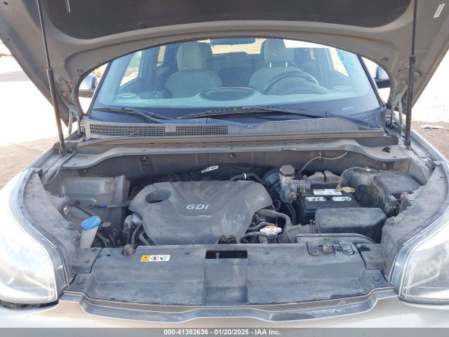 KIA Soul 2014 KNDJN2A27E7047428 Image 10