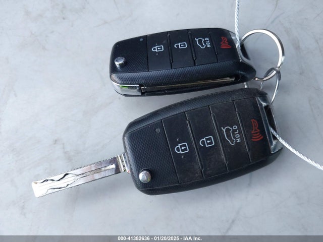 KIA Soul 2014 KNDJN2A27E7047428 Image 11