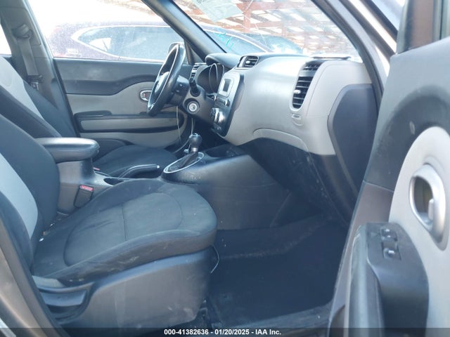 KIA Soul 2014 KNDJN2A27E7047428 Image 5
