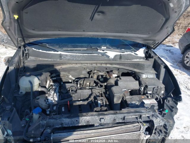 KNDPMCAC0J7361881 KIA Sportage Lx
