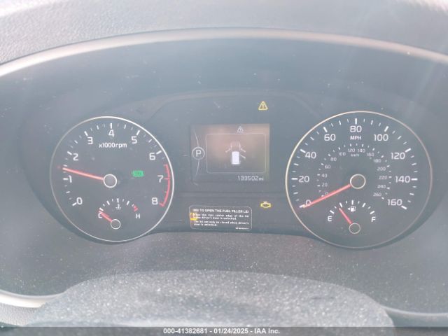 KNDPMCAC0J7361881 KIA Sportage Lx