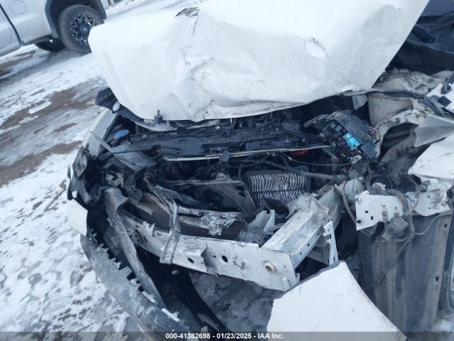 3MYDLBYV1HY176739 Toyota YARIS IA