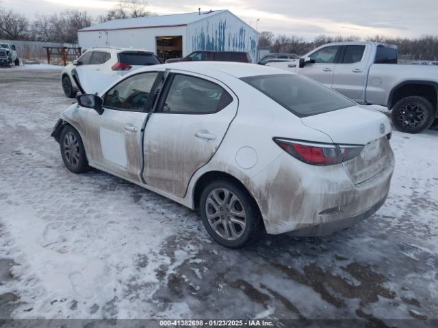3MYDLBYV1HY176739 Toyota YARIS IA
