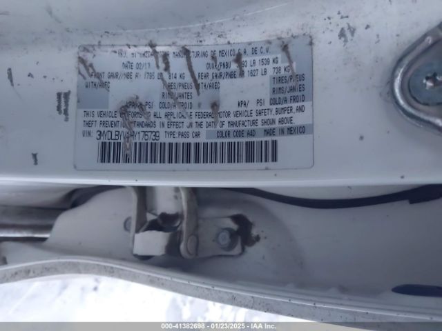 3MYDLBYV1HY176739 Toyota YARIS IA