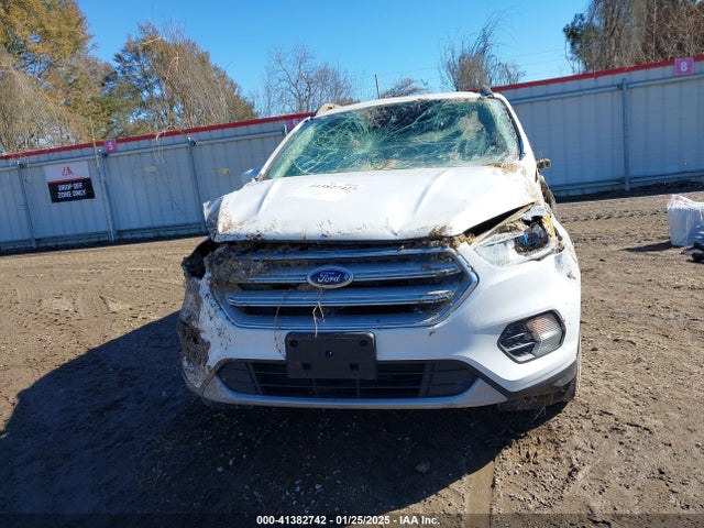 Ford ESCAPE SE 2018 1FMCU0GD5JUB17492 Image 13