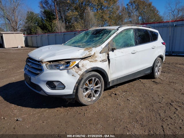 Ford ESCAPE SE 2018 1FMCU0GD5JUB17492 Image 2