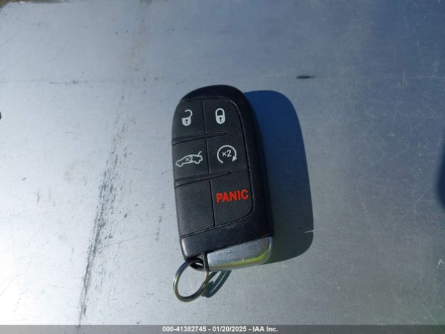 1C3CCCBG4FN711247 Chrysler 200 S