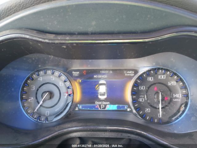 1C3CCCBG4FN711247 Chrysler 200 S