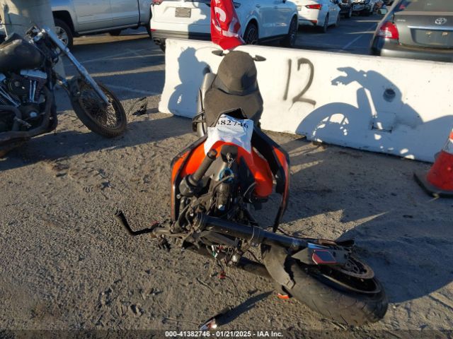 2022 KTM 890 VBKTU9409NM829468 Photo 4