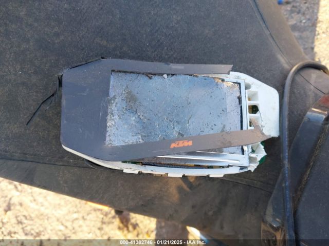 2022 KTM 890 VBKTU9409NM829468 Photo 6