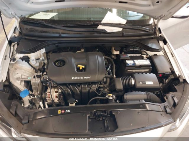 5NPD74LF9HH201852 Hyundai ELANTRA SE
