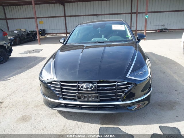 KMHL24JA0PA312406 Hyundai SONATA SE