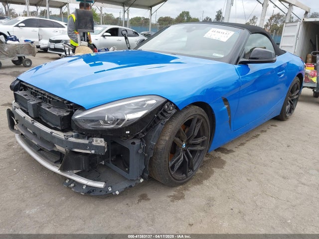 BMW Z4 2022 WBAHF3C01NWX41824 Image 2