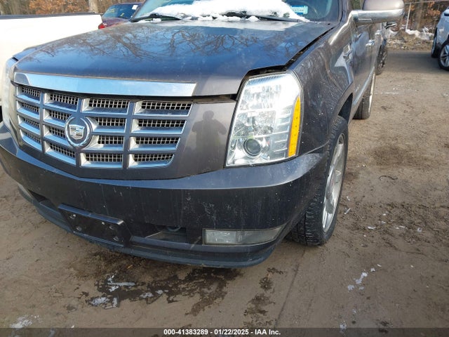 2011 CADILLAC ESCALADE 1GYS4CEF2BR204948 Photo 5
