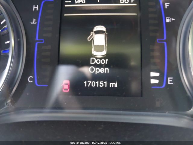 1C3CCCAB5GN137281 Chrysler 200 Limited