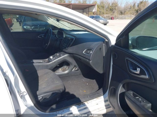 1C3CCCAB5GN137281 Chrysler 200 Limited