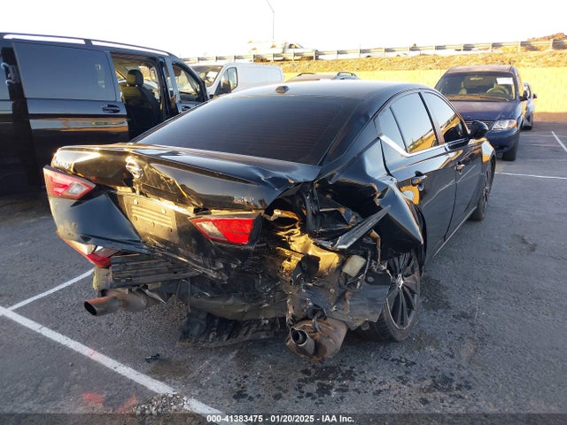 1N4BL4CV7MN374313 Nissan 2021