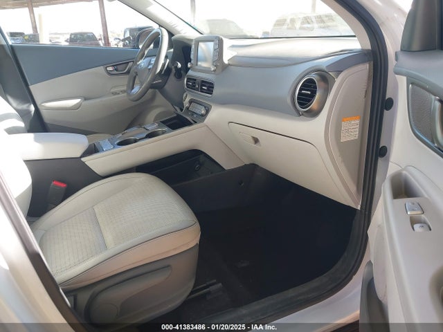 KM8K33AG4KU043924 Hyundai Kona Ev Limited