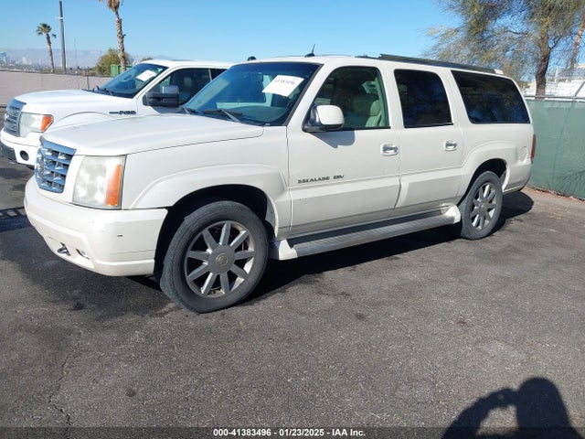 2005 CADILLAC ESCALADE ESV 3GYFK66N85G254269 Photo 1