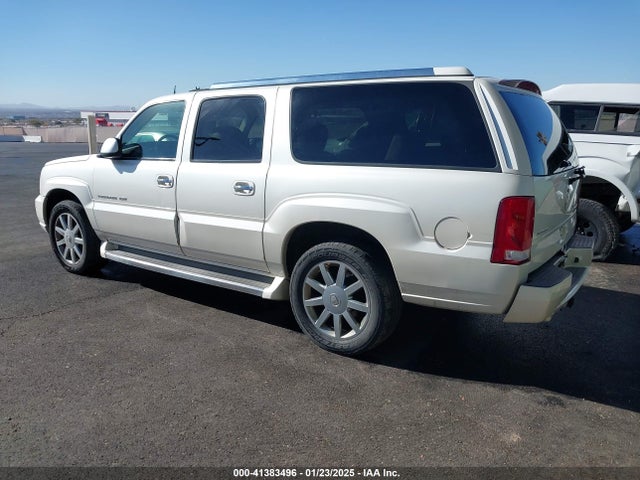 2005 CADILLAC ESCALADE ESV 3GYFK66N85G254269 Photo 2