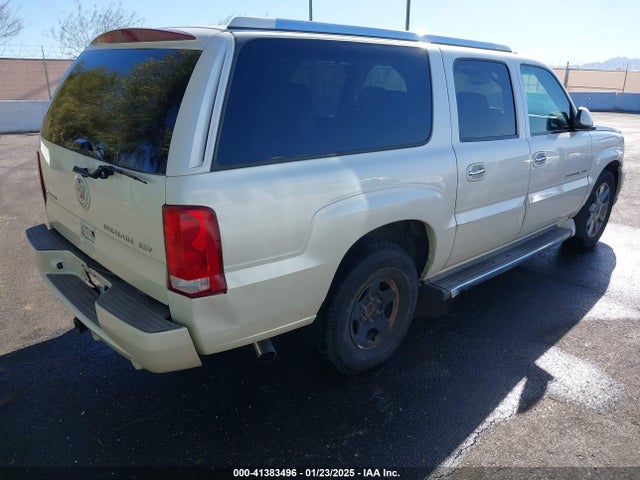 2005 CADILLAC ESCALADE ESV 3GYFK66N85G254269 Photo 3