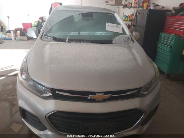 3GNCJKSB9LL121922 Chevrolet Trax Fwd Ls