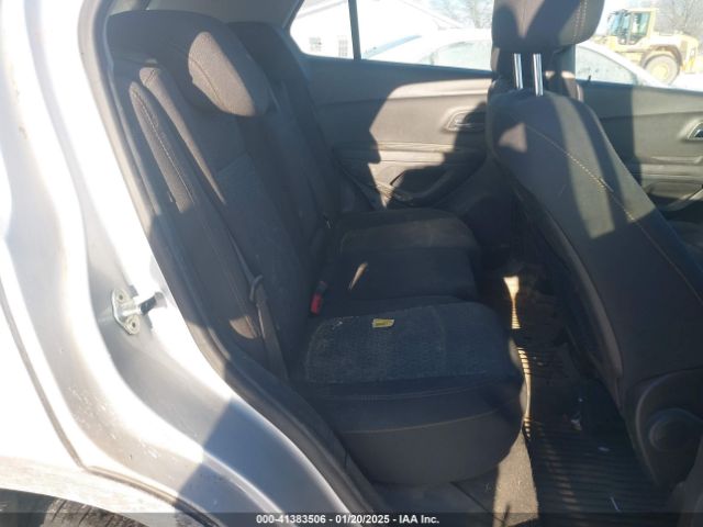 3GNCJKSB9LL121922 Chevrolet Trax Fwd Ls