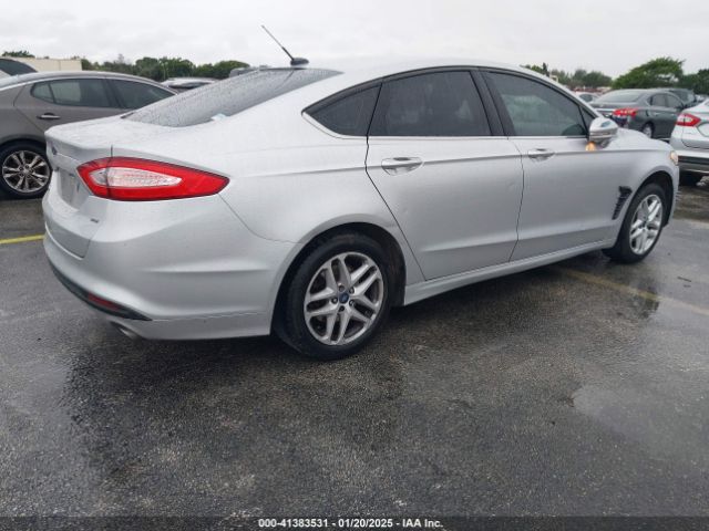 1FA6P0H78F5113719 Ford FUSION SE