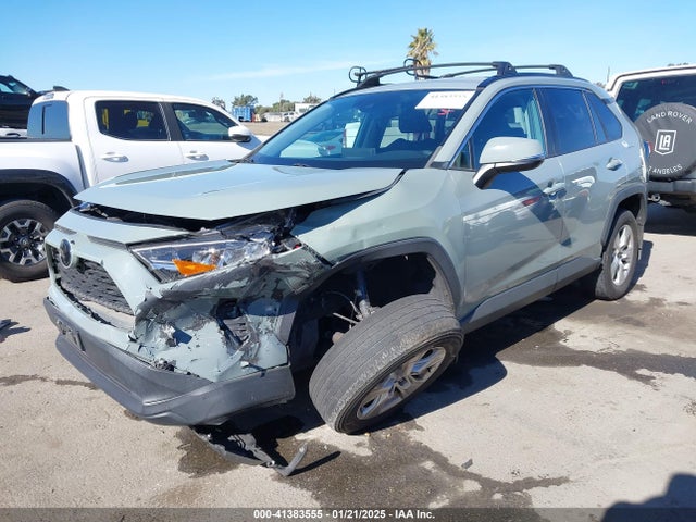 Toyota Rav4 Xle 2020 2T3W1RFV8LW078850 Image 2