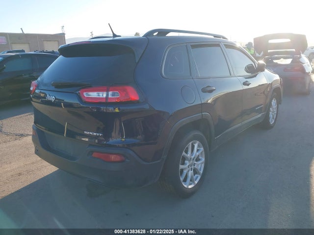 1C4PJLAB5GW125838 Jeep Cherokee Sport