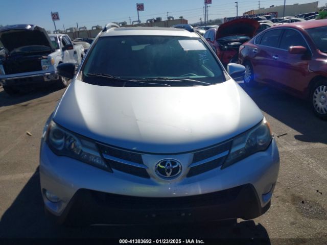 2T3WFREV1FW183060 Toyota Rav4 Xle