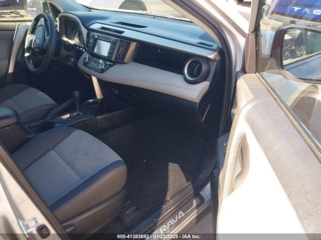 2T3WFREV1FW183060 Toyota Rav4 Xle