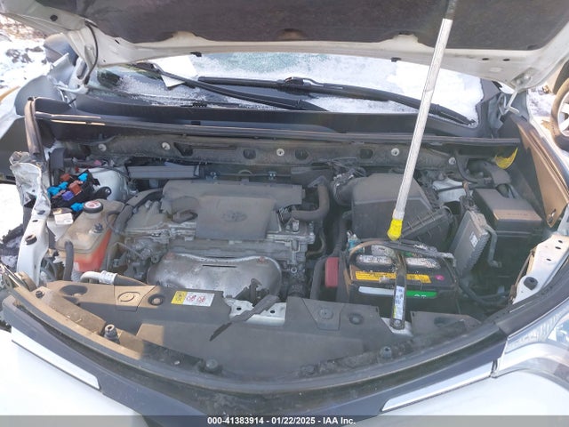 Toyota RAV4 LE 2017 JTMBFREVXHJ700856 Image 10